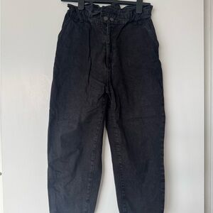 Stradivarius High-Waisted Balloon/Cinched Waist Black Jeans